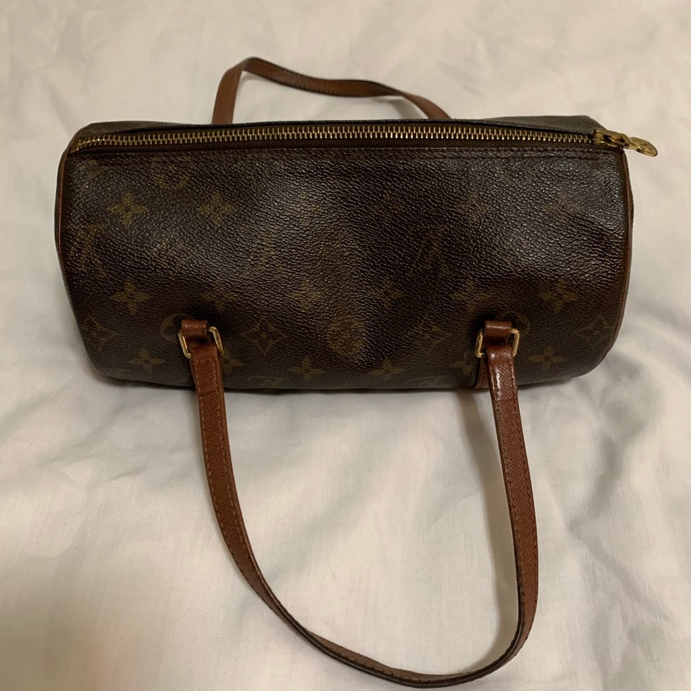 Louis Vuitton Pappillion 26 (Reposhed).